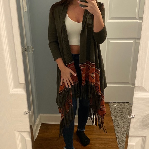 Cotton By Autumn Cashmere Olive Aztec Cardigan - Picture 2 of 6